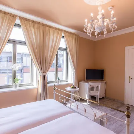 Grande Giancarlo Hotel 2*