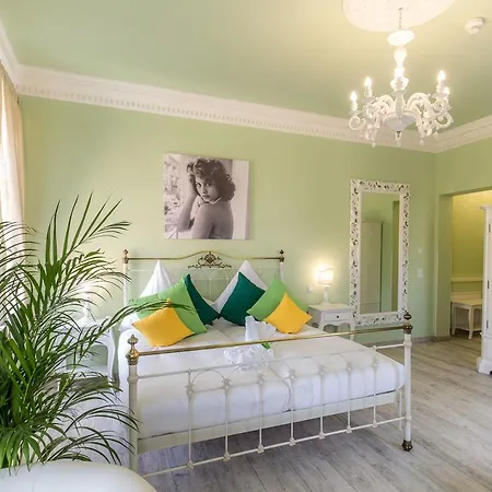 Grande Giancarlo 2* Výmar