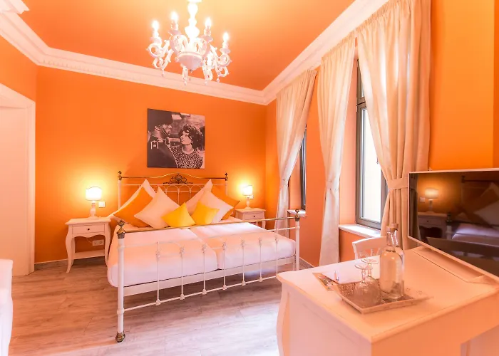 Grande Giancarlo Otel